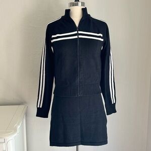 Arden B Black w white Stripe Zip front knit jacket and mini skirt set, Large